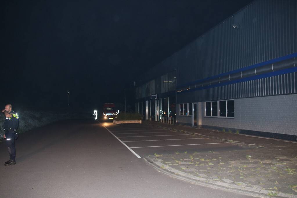 Grote brand in bedrijfspand