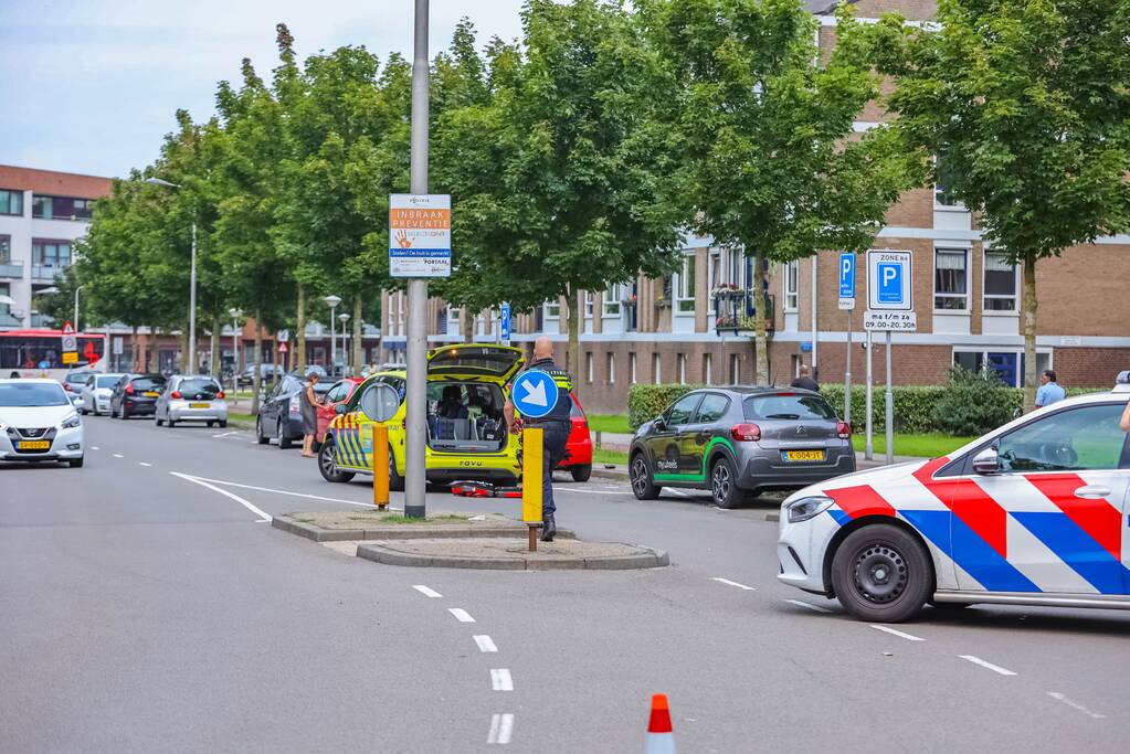 Schade bij botsing tussen personenauto's