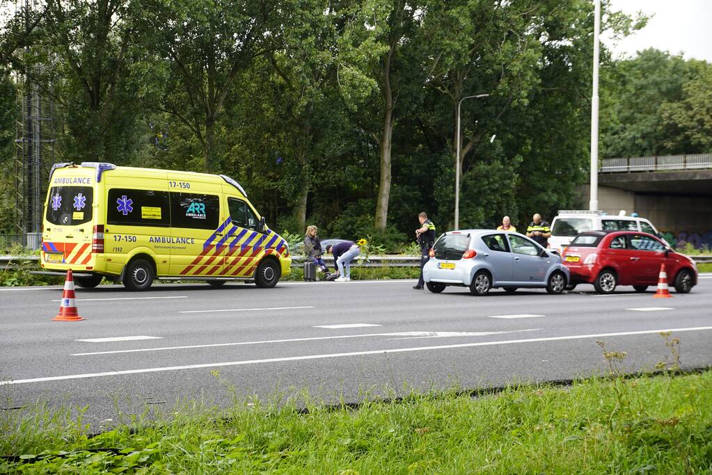 Kop-staart botsing op snelweg