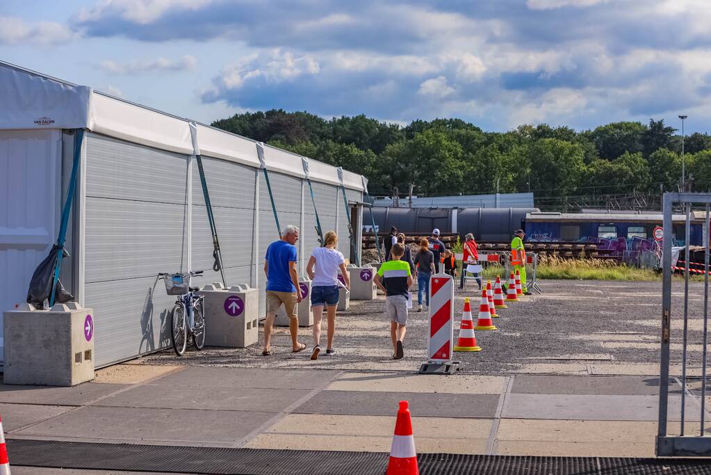 Drukte bij GGD-priklocatie Rijtuigenloods