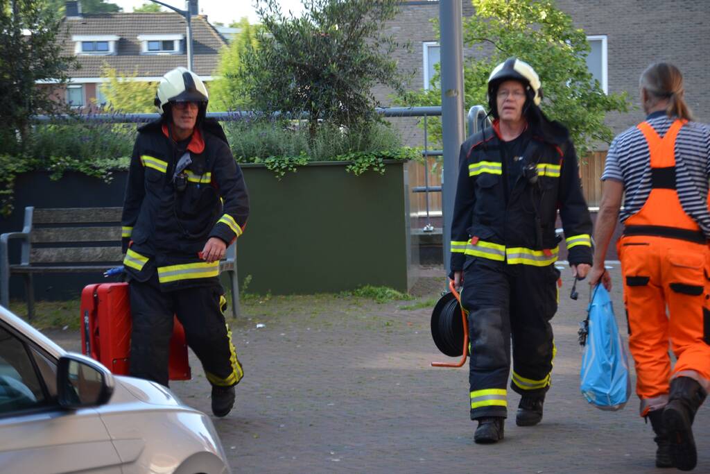 Doorgebrande compressor veroorzaakt hinderlijke lucht in fietsenwinkel