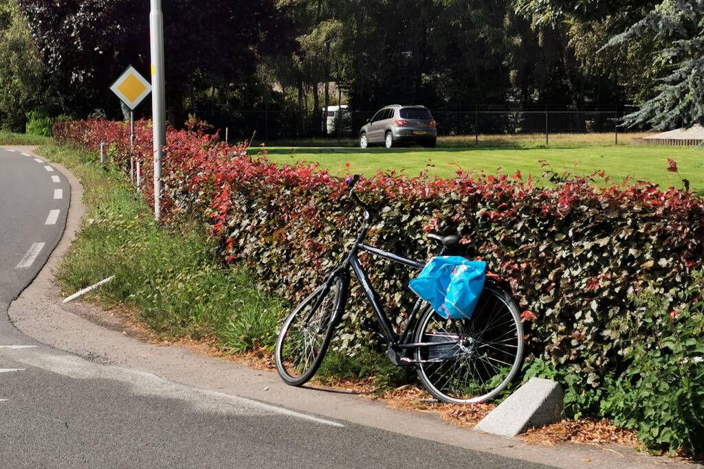 Fietser gewond bij botsing met auto