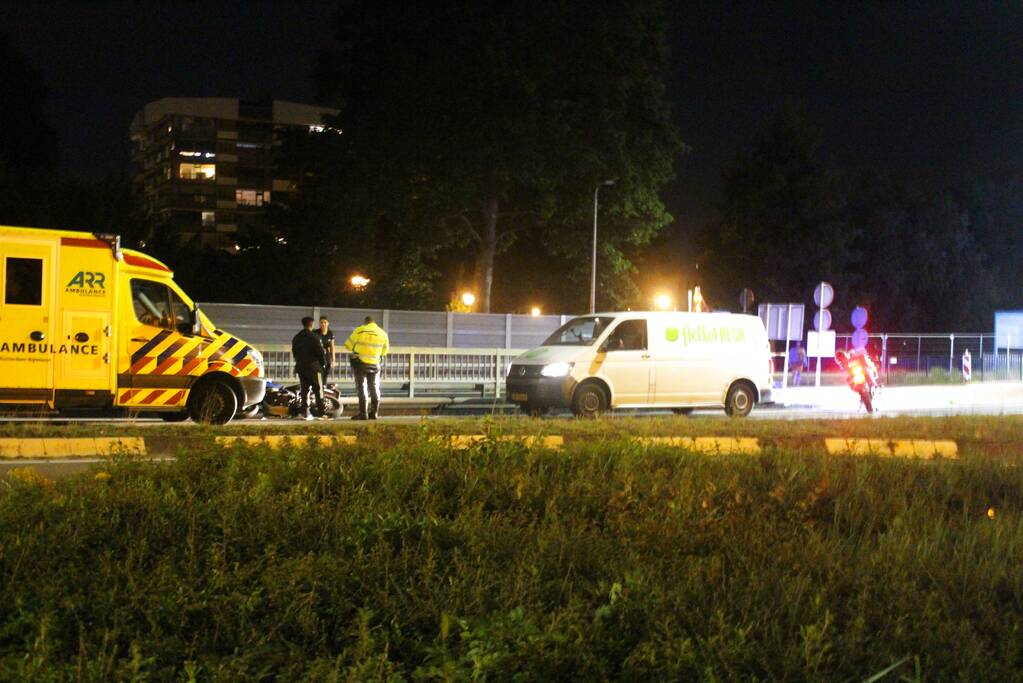 Verkeersopstopping door ongeval op Algerabrug