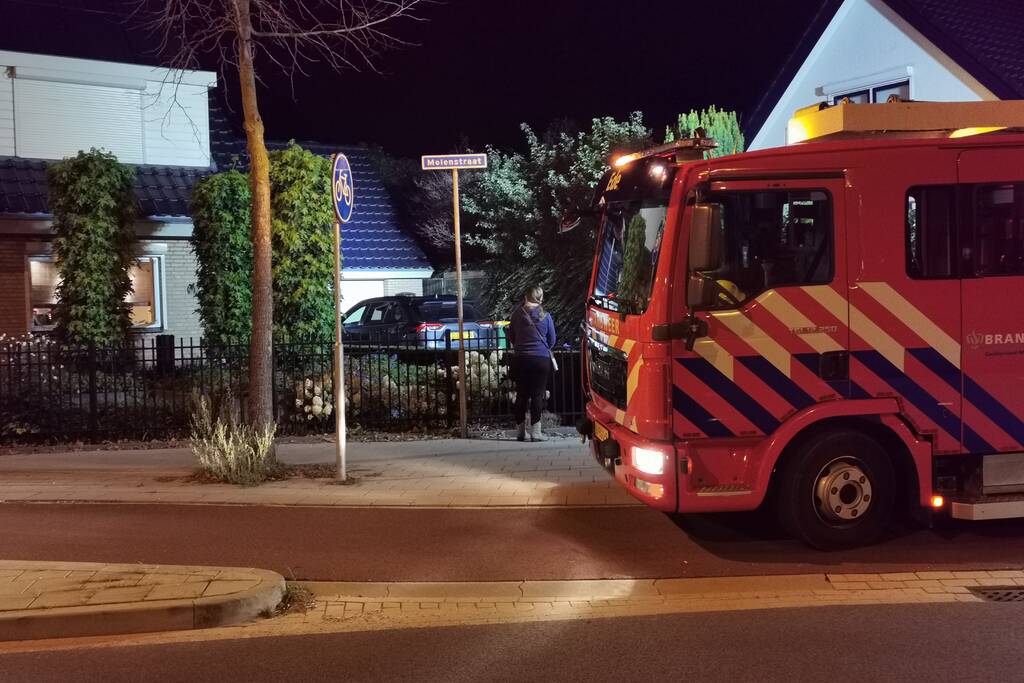 Bewoner valt in slaap met pan op vuur