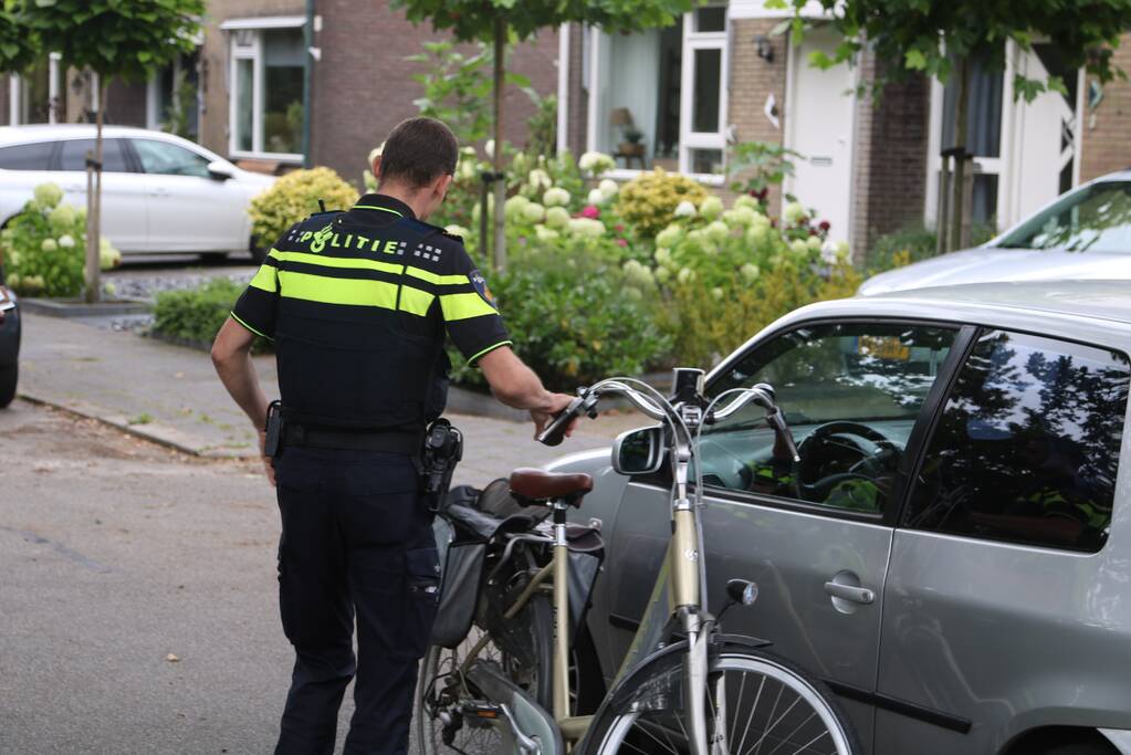 Fietsster aangereden door automobilist