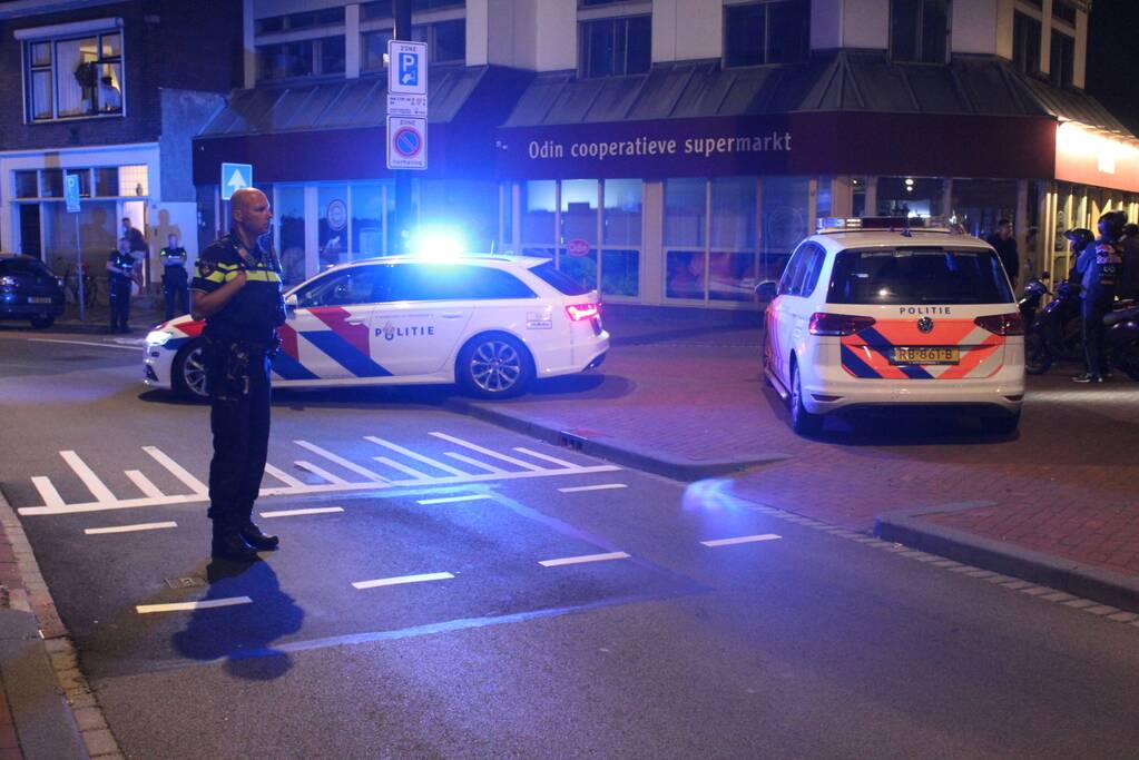 Twee agenten gewond bij schietpartij, twee verdachten aangehouden