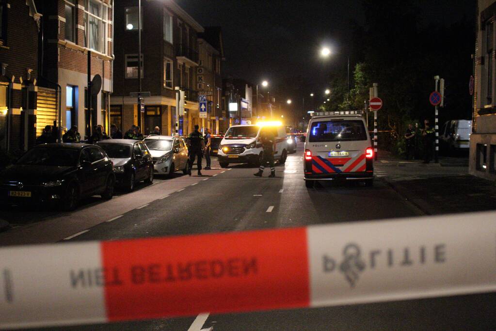 Twee agenten gewond bij schietpartij, twee verdachten aangehouden