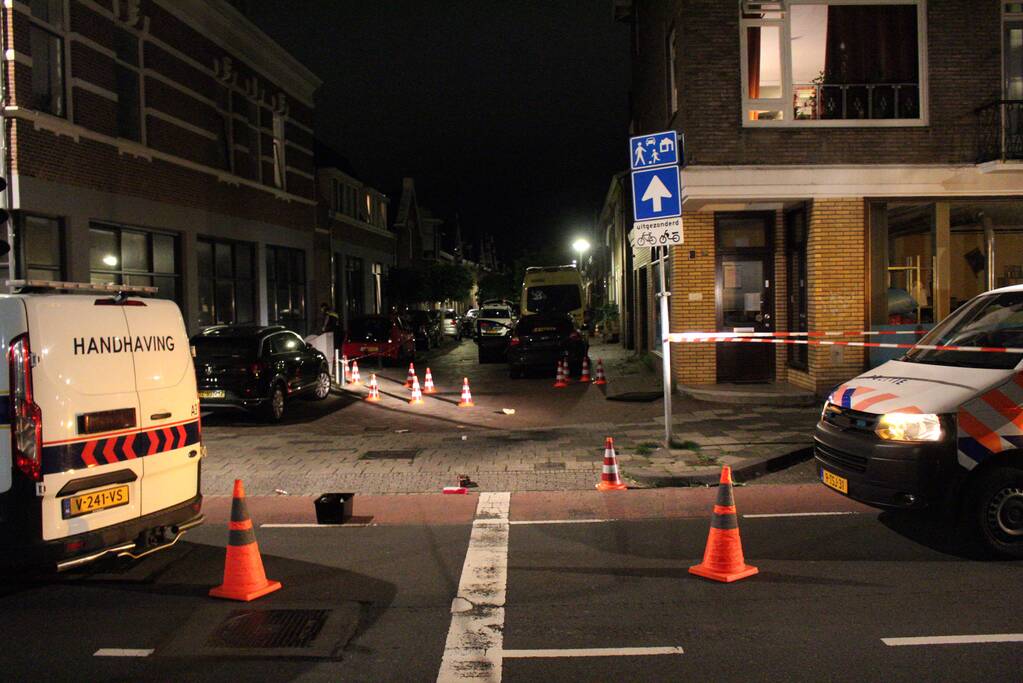 Twee agenten gewond bij schietpartij, twee verdachten aangehouden