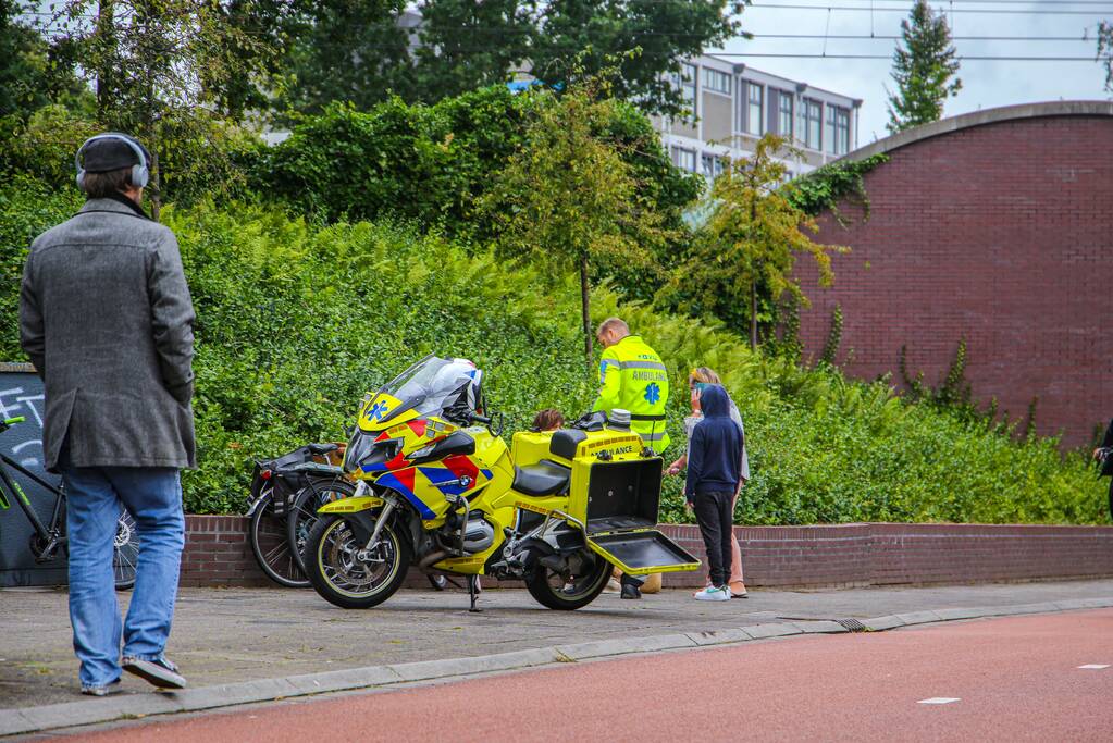 Fietsers botsen in tunnel