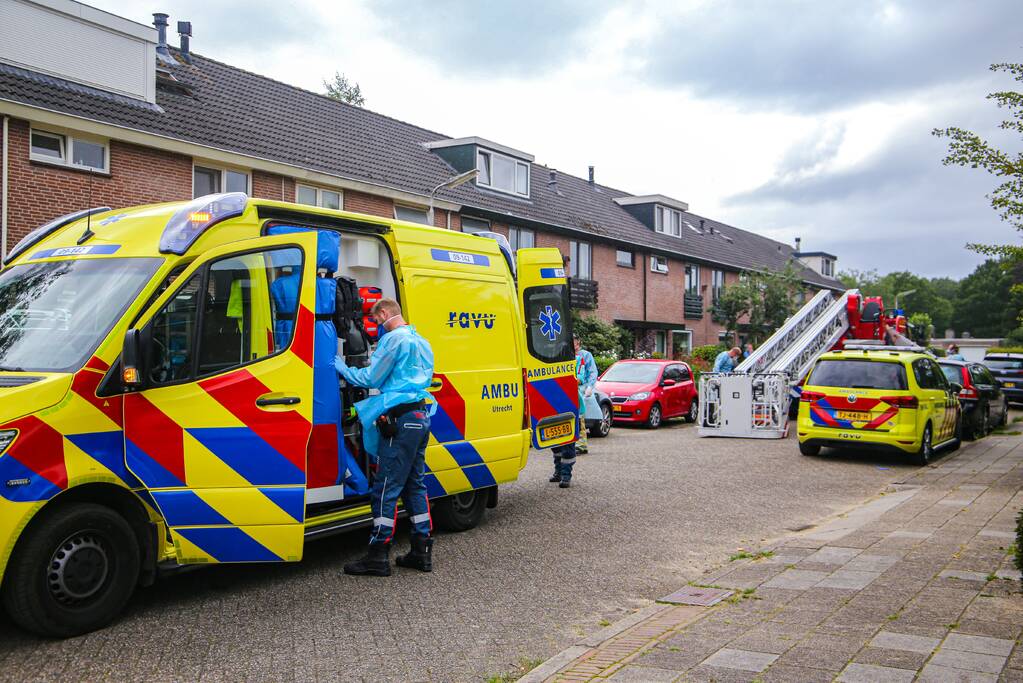 Persoon overleden na val in woning