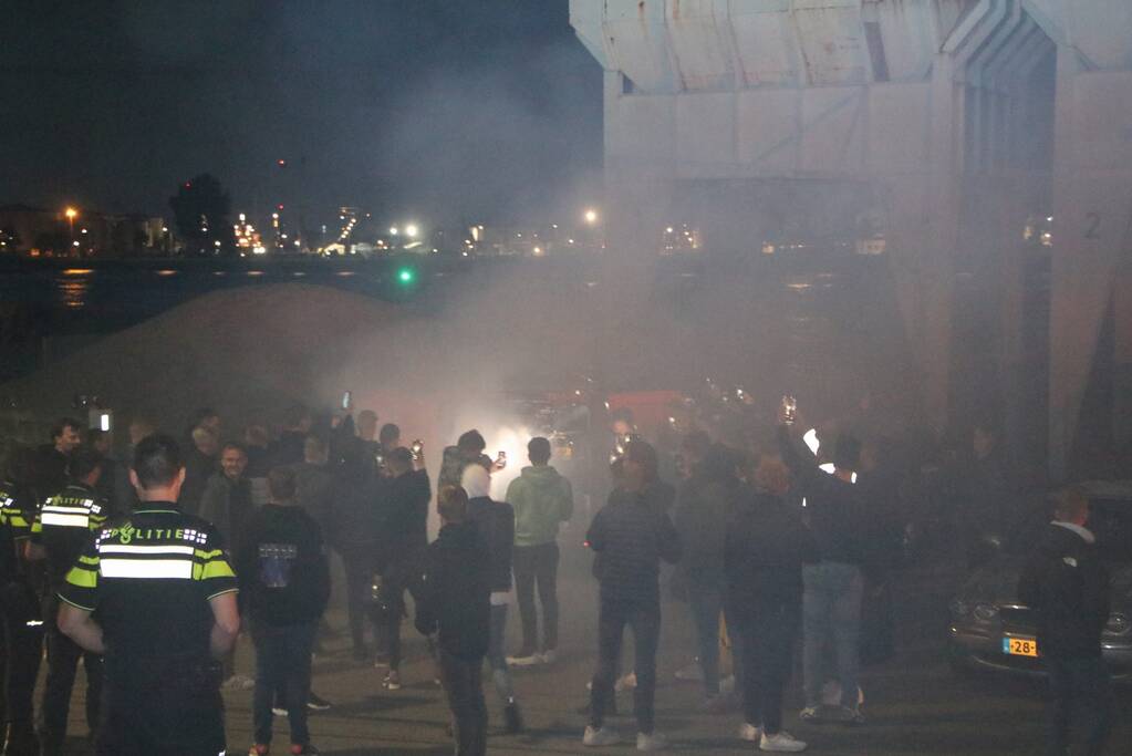 Grote politie-inzet wegens illegale scootermeeting