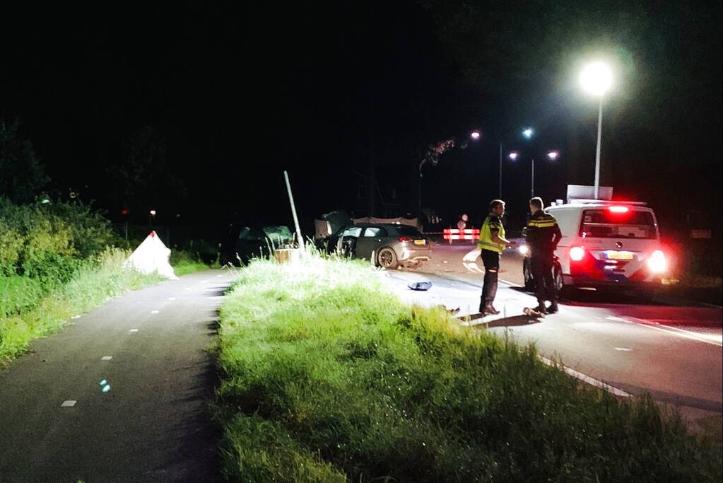 Dode en gewonden bij frontale botsing, verdachte aangehouden
