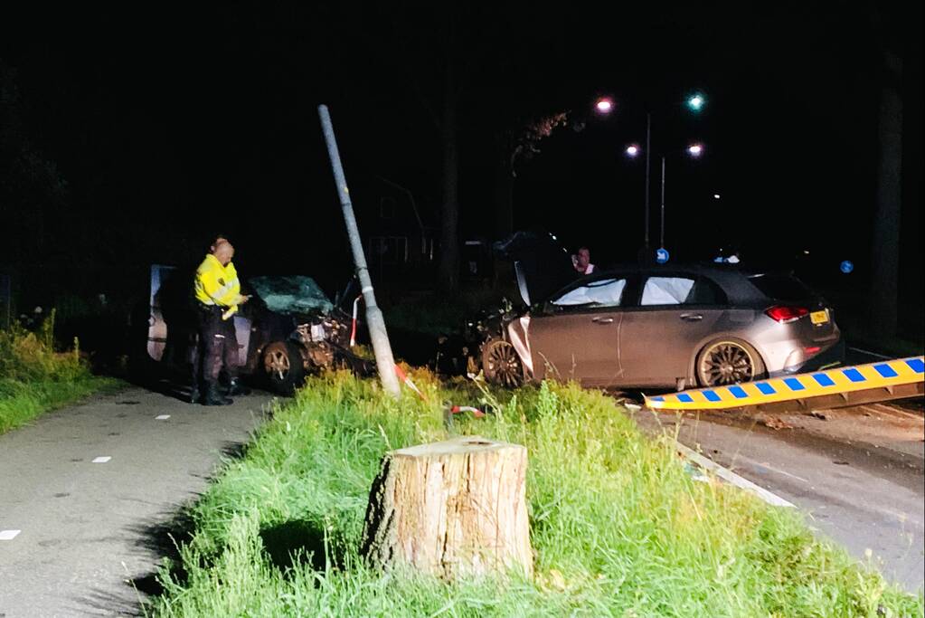 Dode en gewonden bij frontale botsing, verdachte aangehouden
