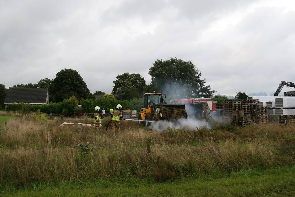 Bedrijfspand gaat in vlammen op