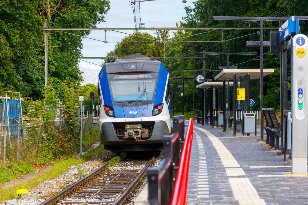 Software probleem zet trein op NS-station stil