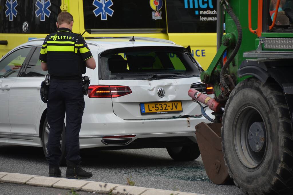 Veel schade door kop-staart botsing met graafmachine