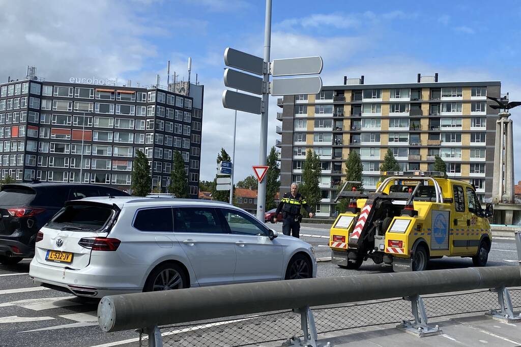 Veel schade door kop-staart botsing met graafmachine