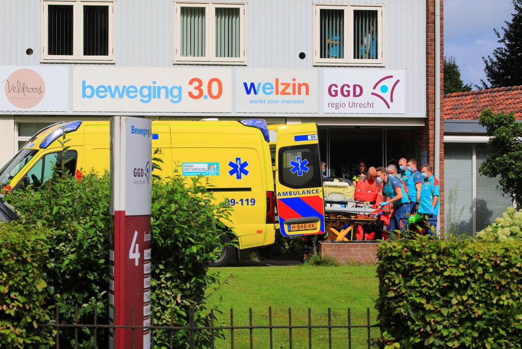 Traumahelikopter landt voor complicaties met baby