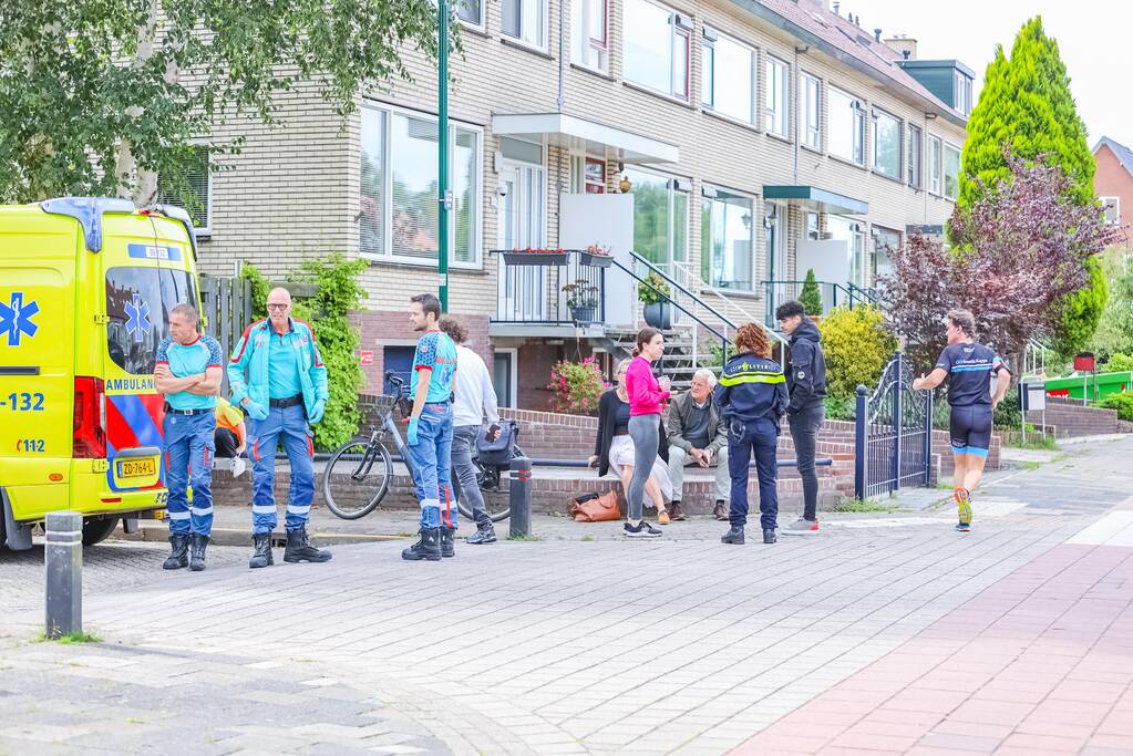 Scooterrijder slaat op de vlucht na aanrijding