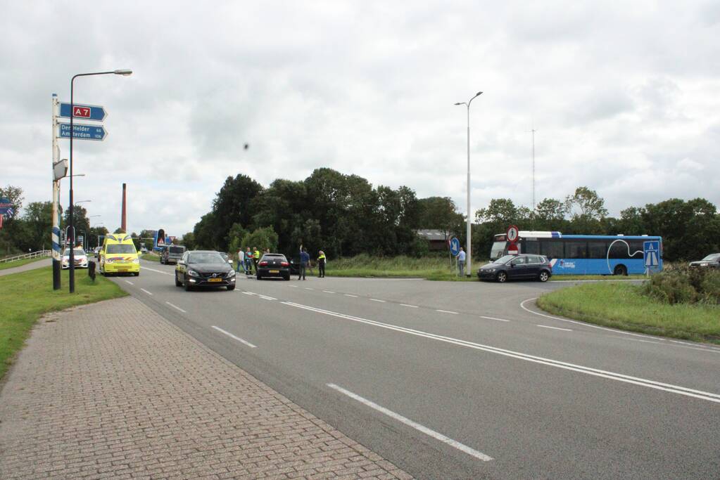Drie auto's betrokken bij ongeval afrit A7