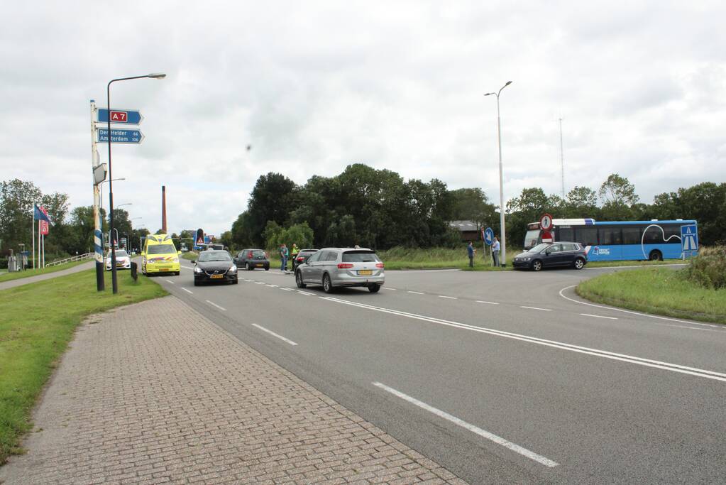 Drie auto's betrokken bij ongeval afrit A7