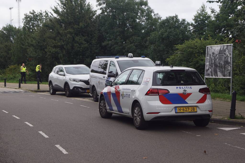 Grote politie-inzet bij voetbalvelden