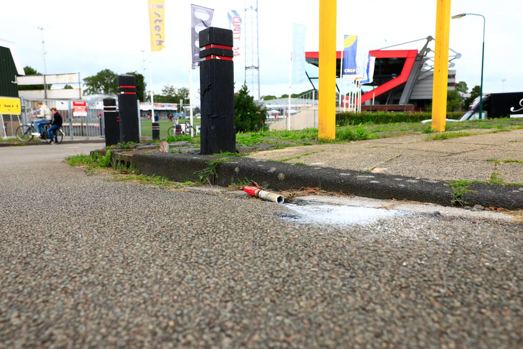 Grote politie-inzet bij voetbalvelden