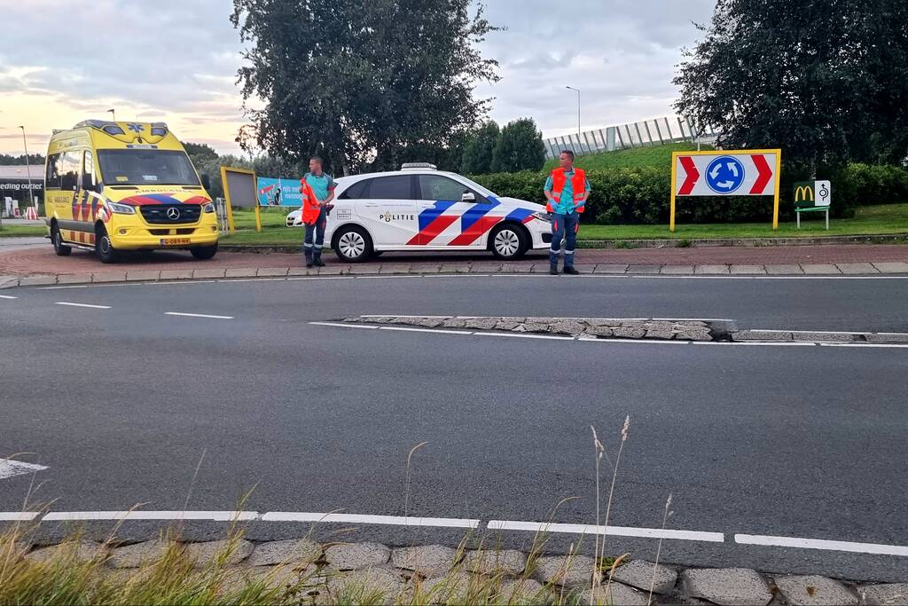Persoon gewond bij aanrijding, bestuurder aangehouden