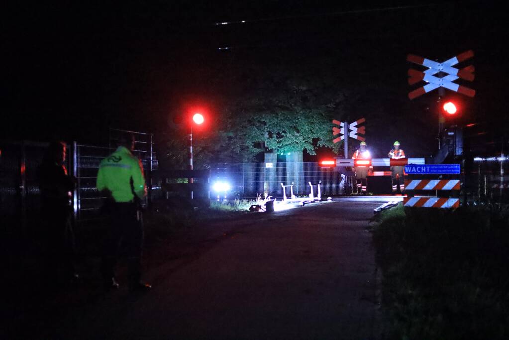 Tijdelijk geen treinverkeer door aanrijding