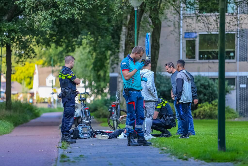 Fietser gewond bij ongeval met personenauto