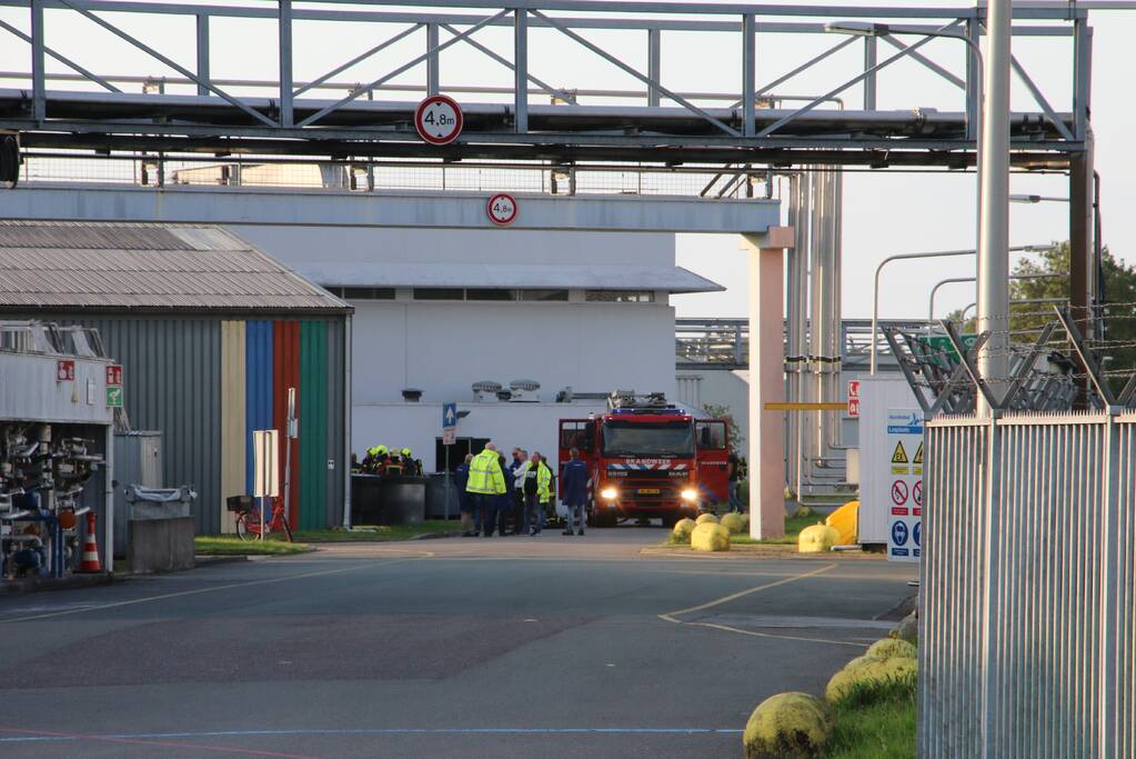 Brand bij industriepand Akzo Nobel