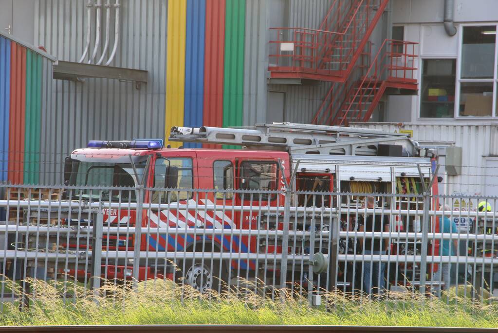 Brand bij industriepand Akzo Nobel