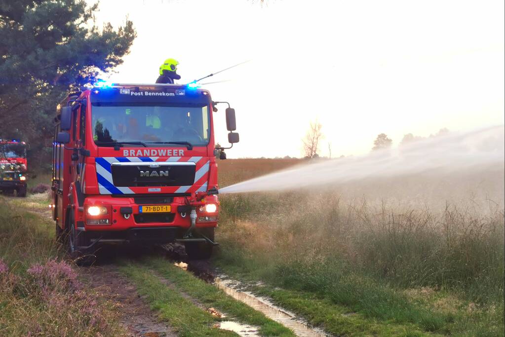 Brandweer oefent natuurbrandbestrijding
