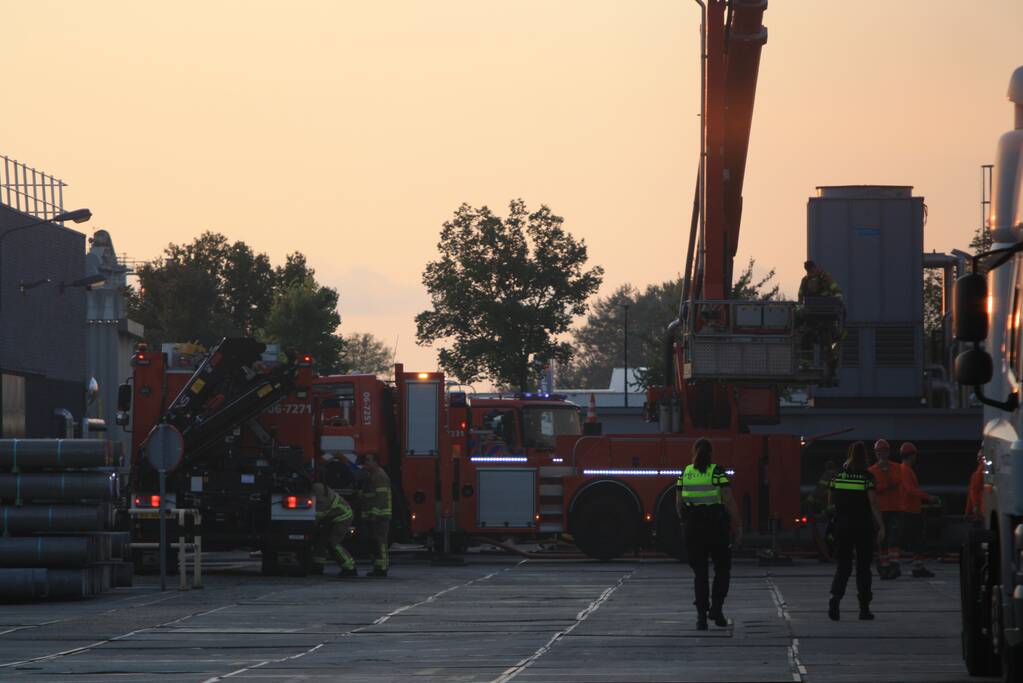 Grote uitslaande brand bij Extrusie fabriek