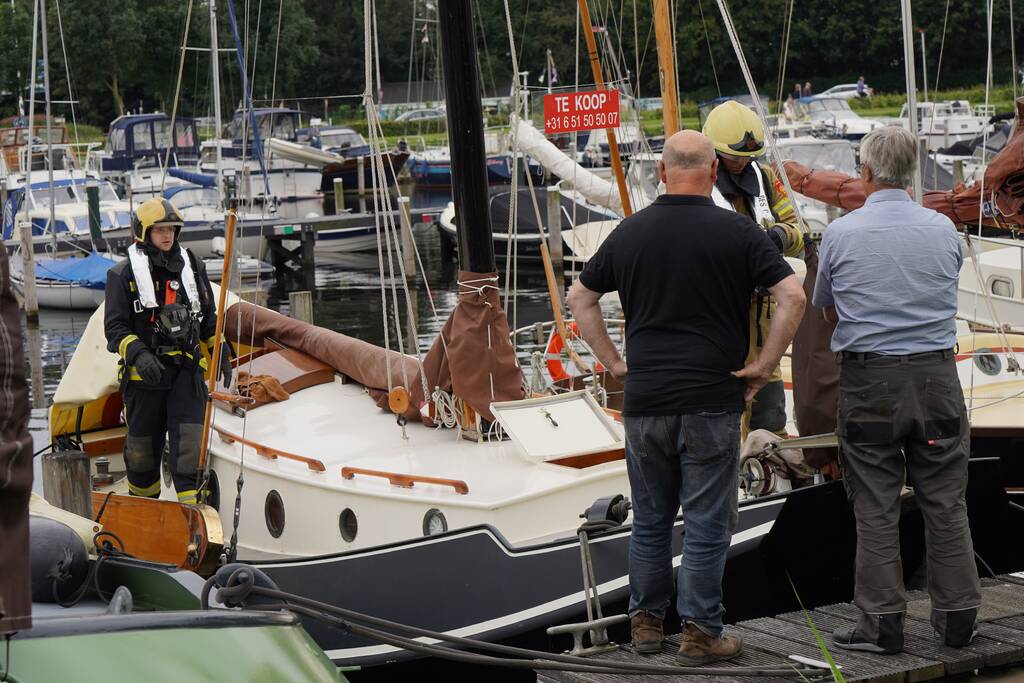 Brand op zeilboot snel onder controle