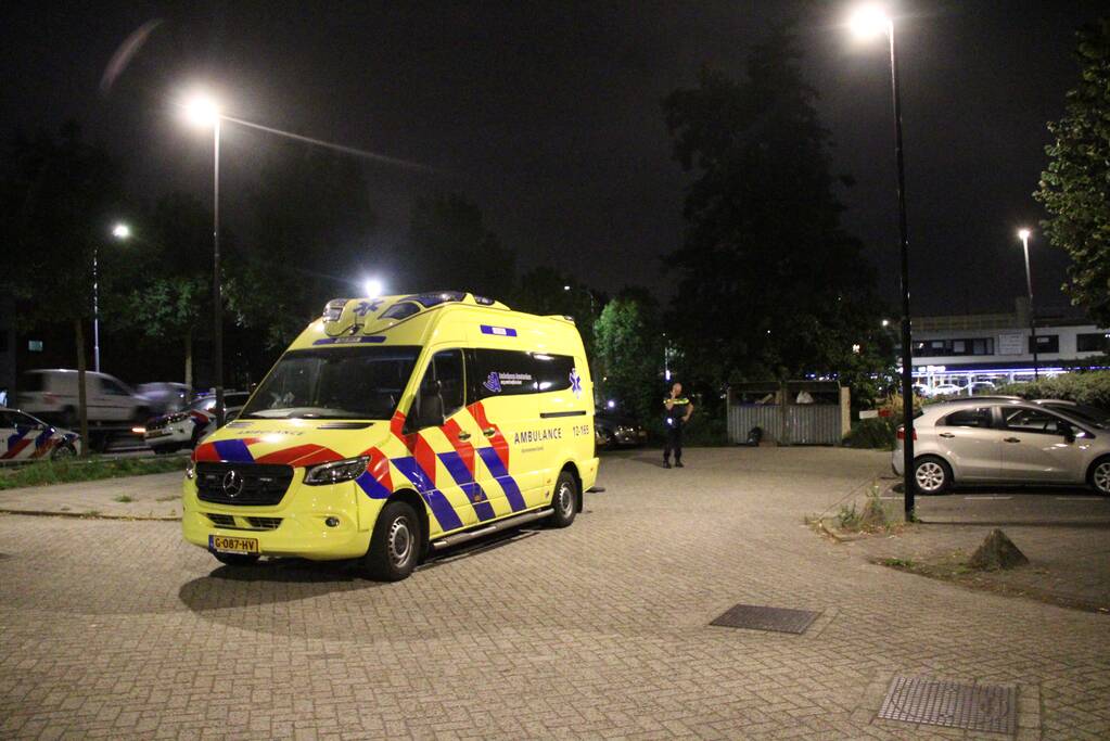 Vrouw gewond na overval op flatwoning