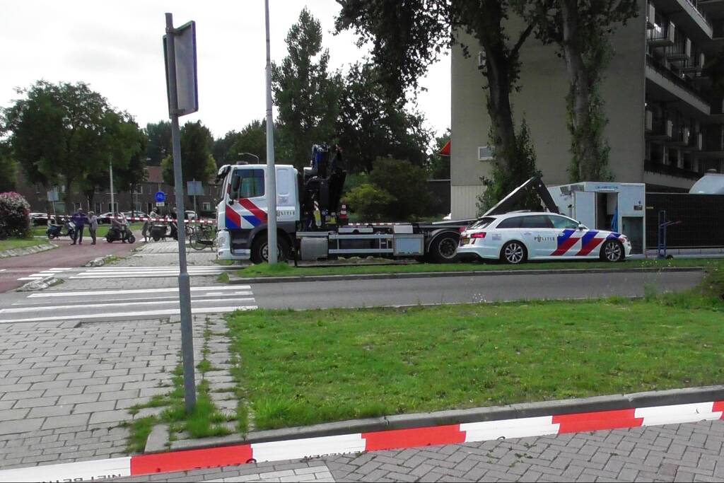 Fietser ernstig gewond bij ongeluk met vrachtauto