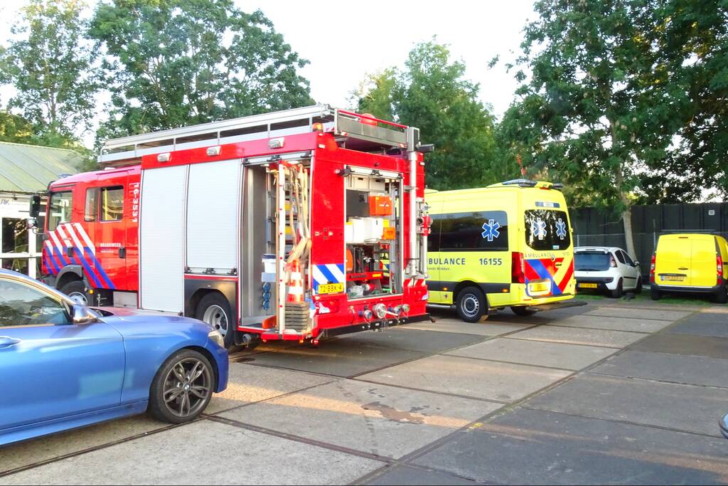 Man loopt brandwonden op aan boord