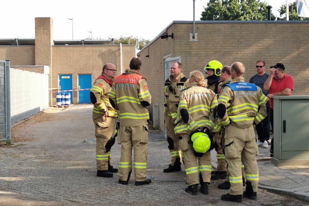 Brandweer doet nacontrole Zwembad De Vrije Slag