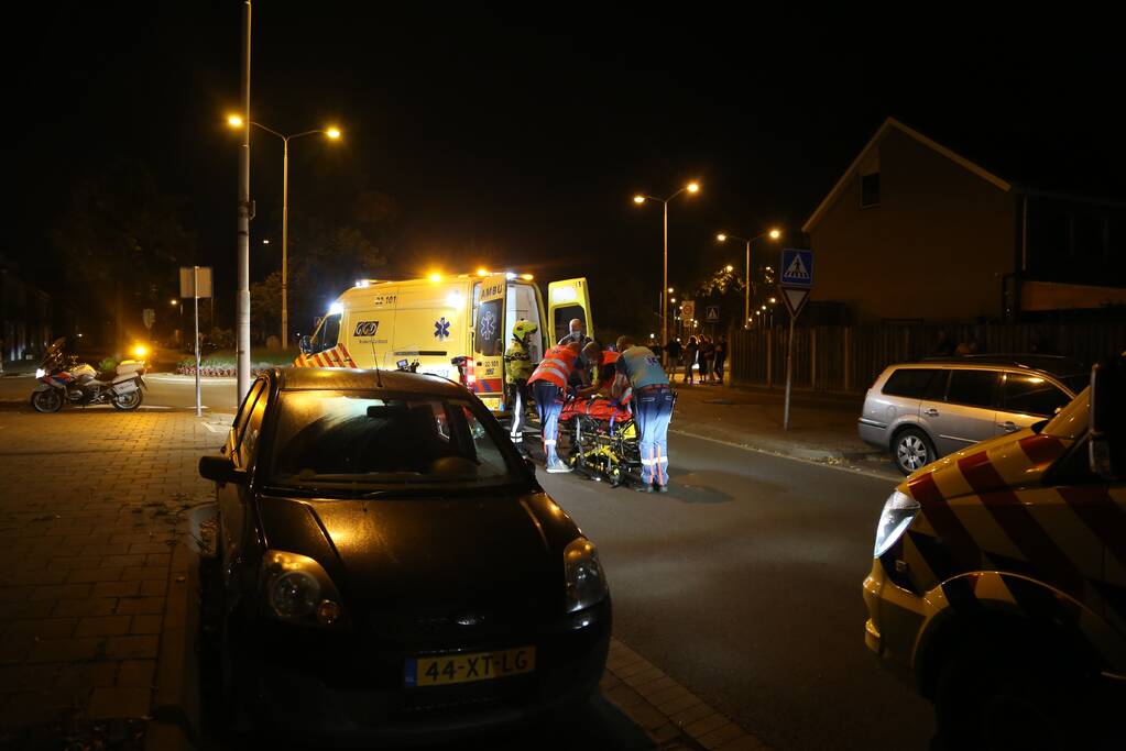 Scooterrijder gaat onderuit en raakt gewond