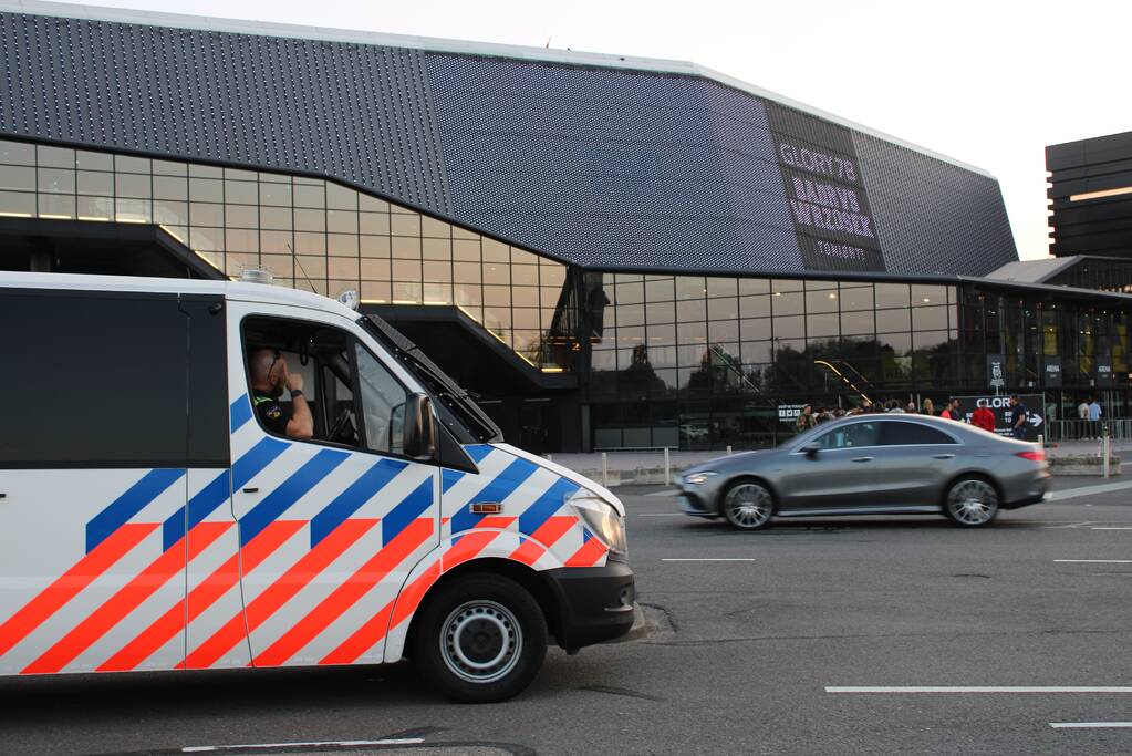 Veel politie op de been bij bokswedstrijd Glory 78