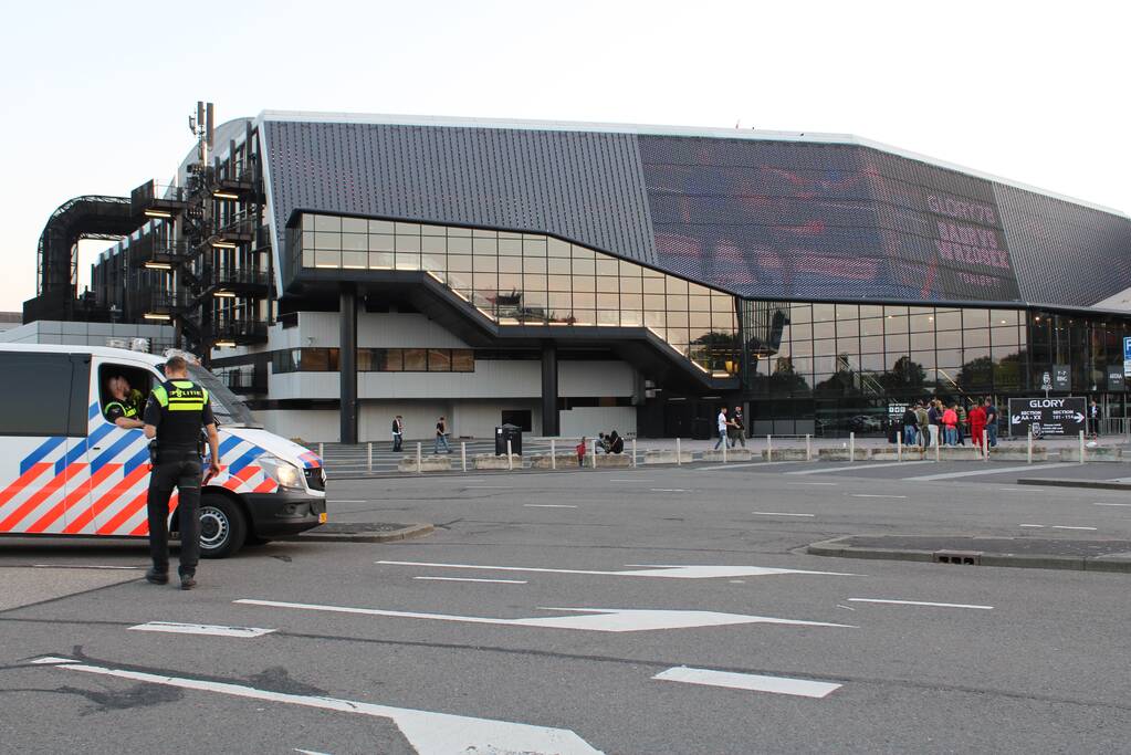 Veel politie op de been bij bokswedstrijd Glory 78