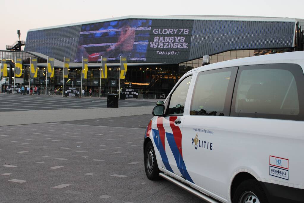 Veel politie op de been bij bokswedstrijd Glory 78