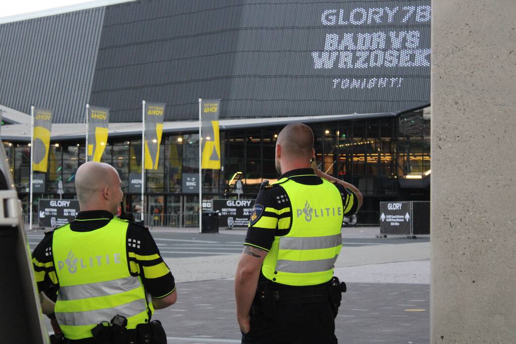 Veel politie op de been bij bokswedstrijd Glory 78