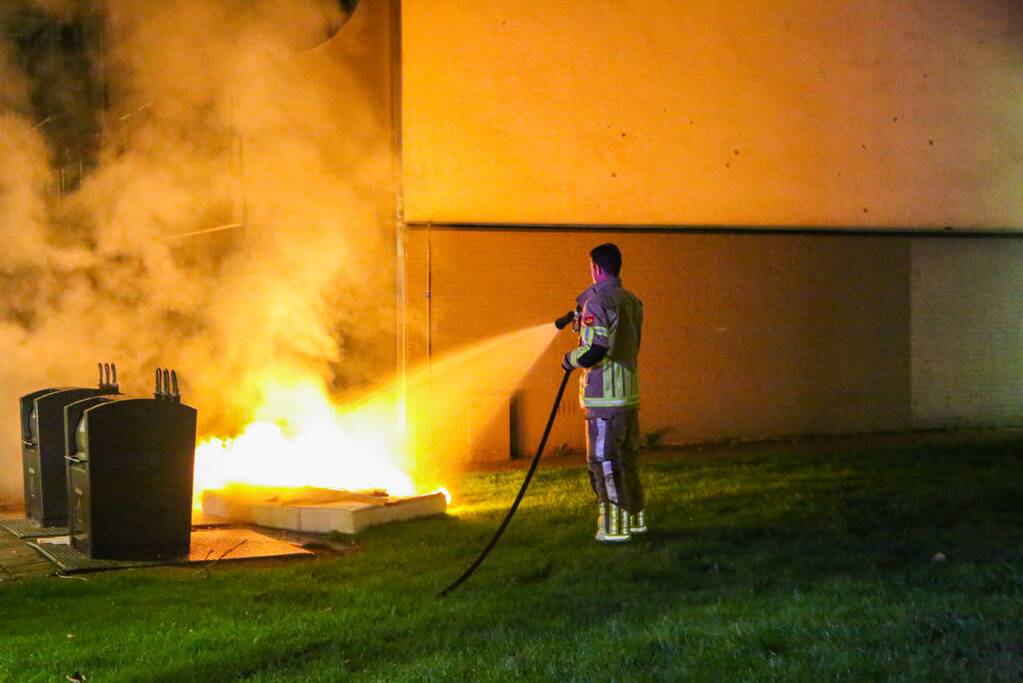 Brand in matras zorgt voor veel rookontwikkeling