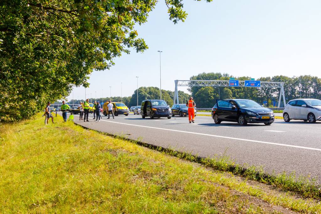 Kind gewond bij kop-staartbotsing