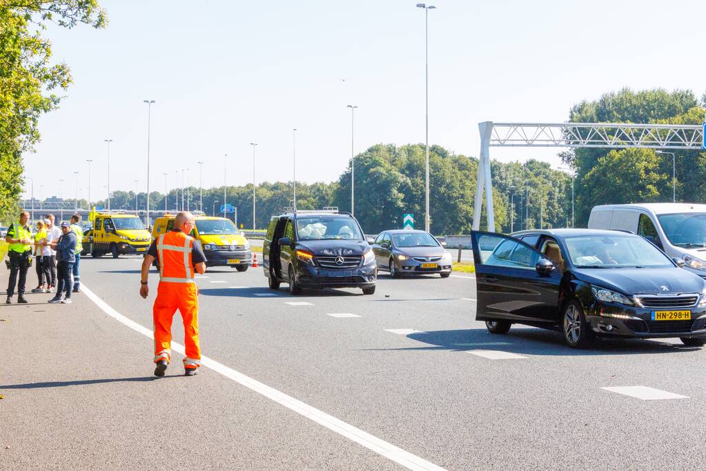 Kind gewond bij kop-staartbotsing