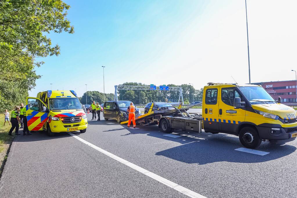 Kind gewond bij kop-staartbotsing
