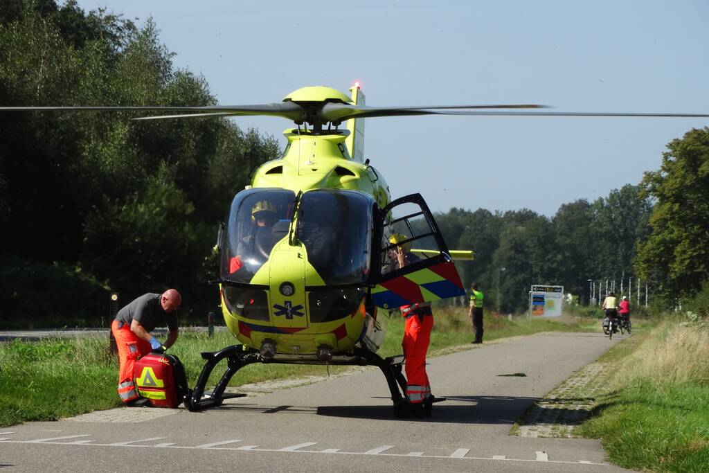 Motorrijder zwaargewond na val