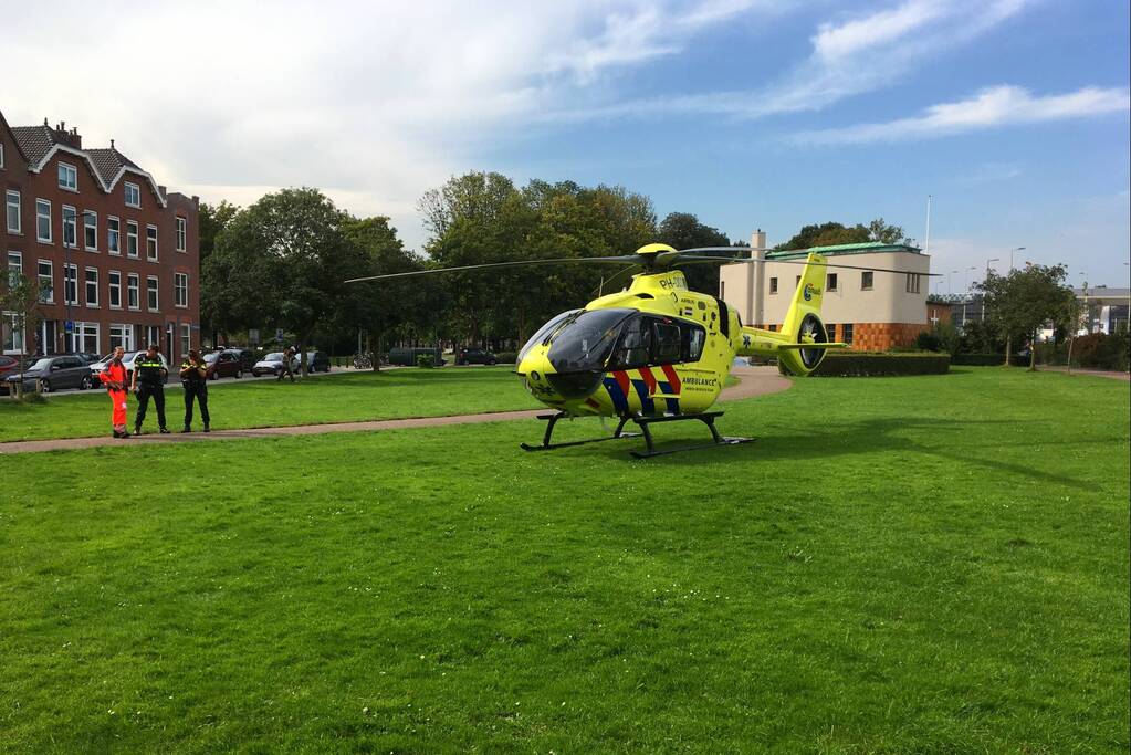 Traumahelikopter landt in Charlois op grasveld